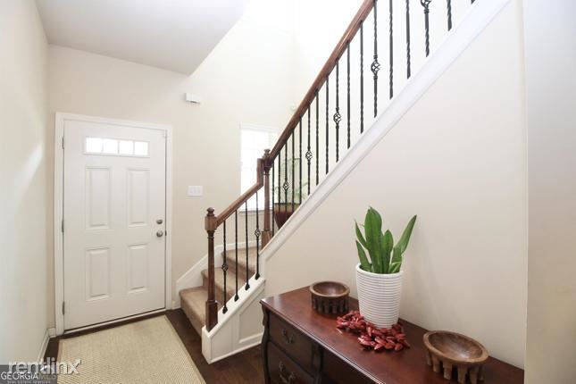 Building Photo - 5 br, 3 bath House - 330 Emporia Loop