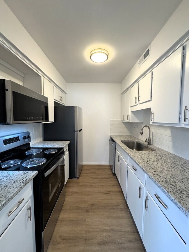 Foto del edificio - 4112 17th St SW