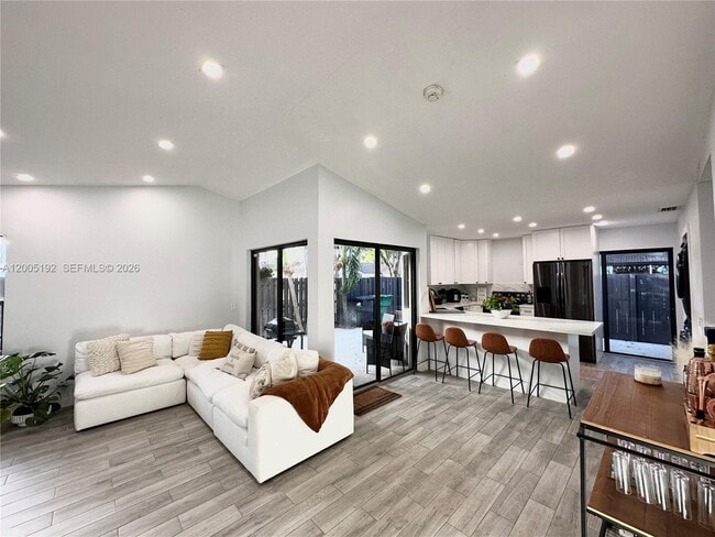 Foto del edificio - 4840 SW 149th Ct