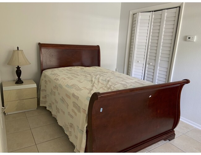 Bedroom with Fan/AC - 936 Bay Esplanade