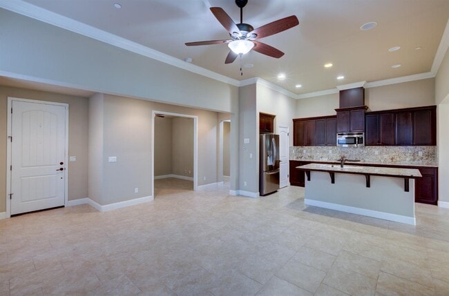 Foto del edificio - 4279 Heritage Ave