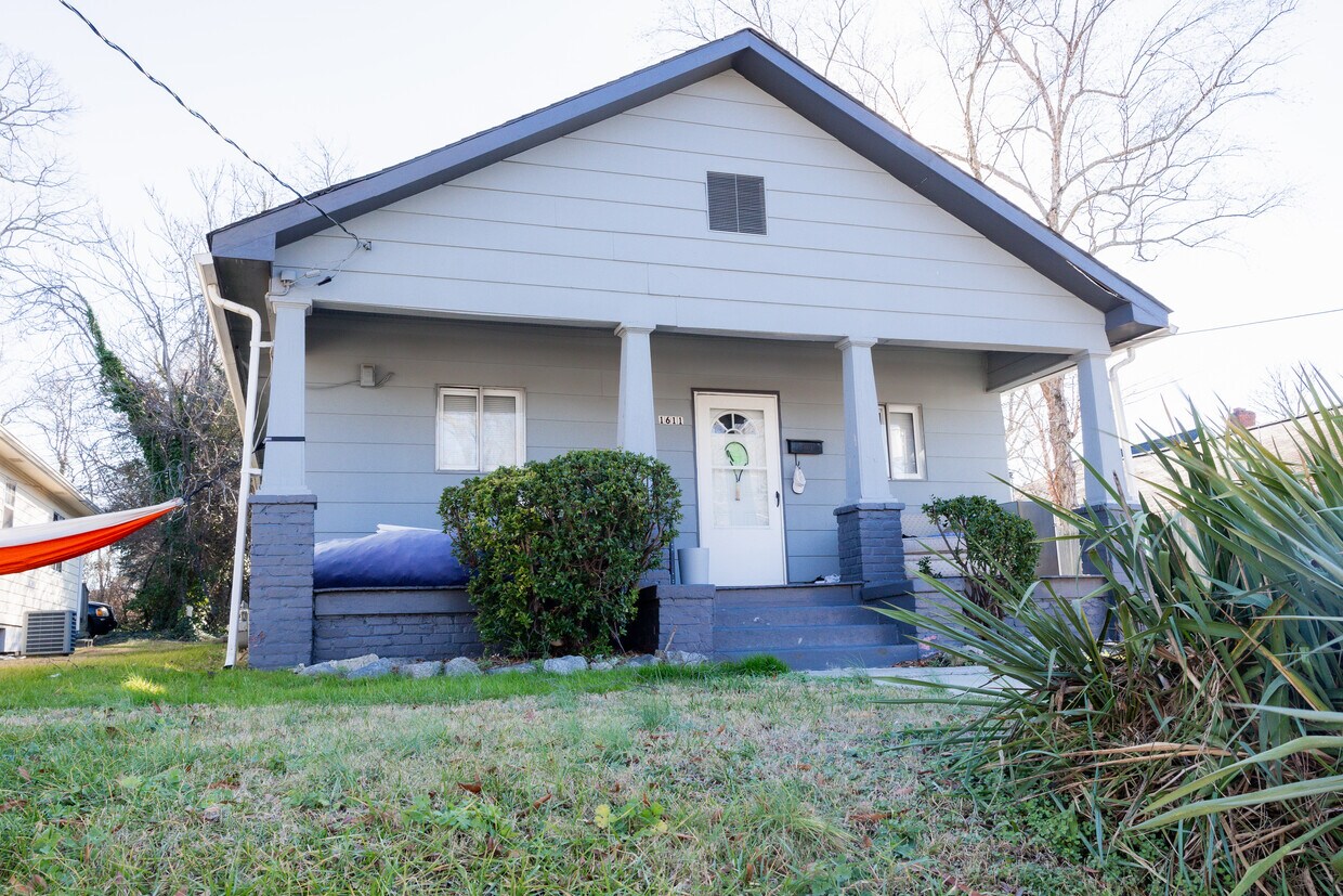 Foto del edificio - 1611 Morton St