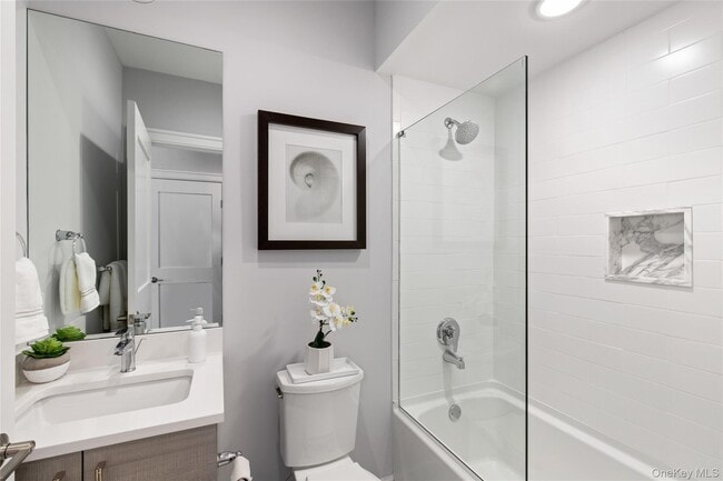 Building Photo - 906 Mill Creek S