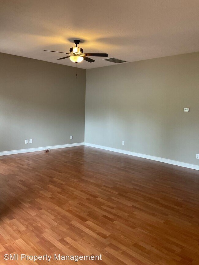 Building Photo - 4 br, 2.5 bath House - 388 Pintail Court SE