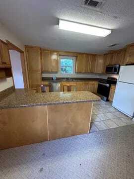 Foto del edificio - 641 Monnie St