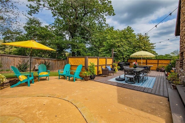 Foto del edificio - 1706 NW Autumn Ave