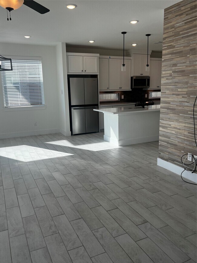 Foto del edificio - 7743 Swooping Swallow Ln