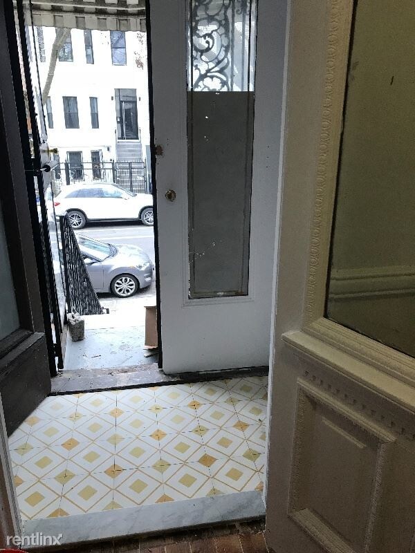 Foto del edificio - 1318 Jefferson Ave