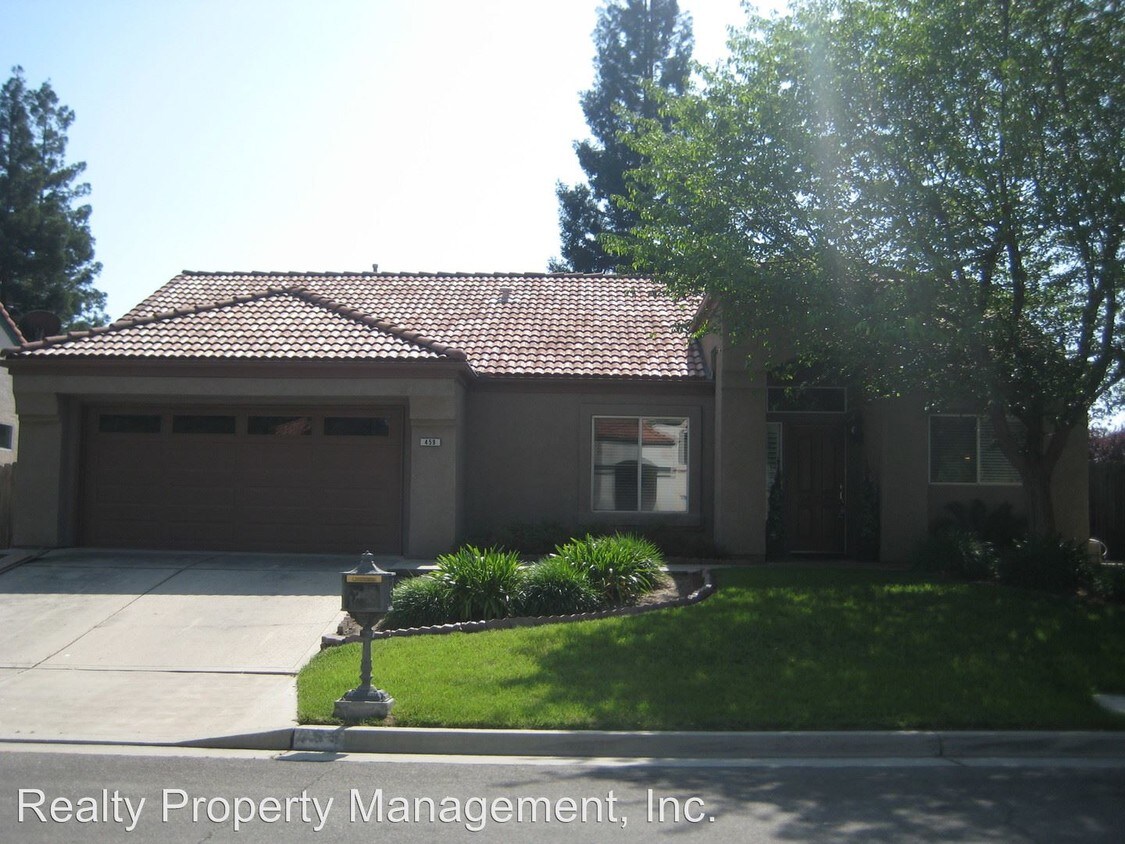 459 E Pebble Beach Dr, Fresno, CA 93730 House Rental in Fresno, CA