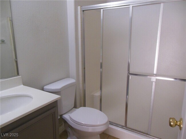 Foto del edificio - 6536 Hillside Pine St