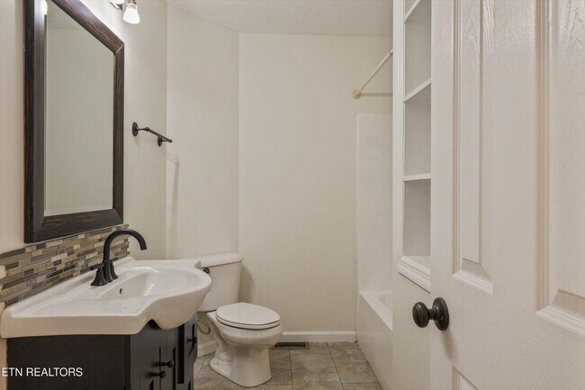 Foto del edificio - 4444 St Lucia Ln