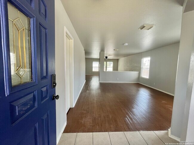 Foto del edificio - 13 Palomar Hills