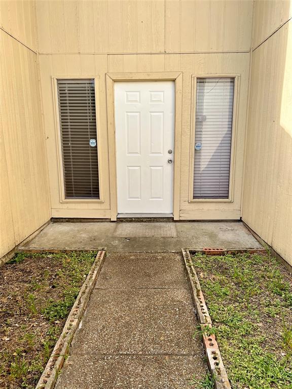 Foto del edificio - 2702 Spring Canyon Ct
