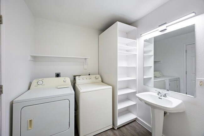 Foto del edificio - Molly Court