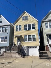 Building Photo - 193 Avenue C