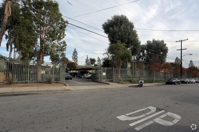 Building Photo - Kern Villa Apartments