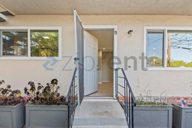 Building Photo - 2659 Baldwin Ln