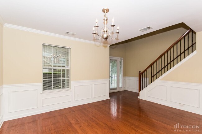 Building Photo - 6600 Pamplona Place Atlanta GA