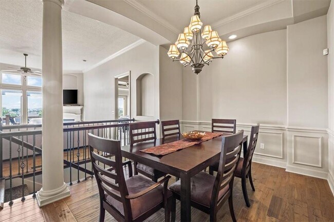 Foto del edificio - 1445 Brompton Ln