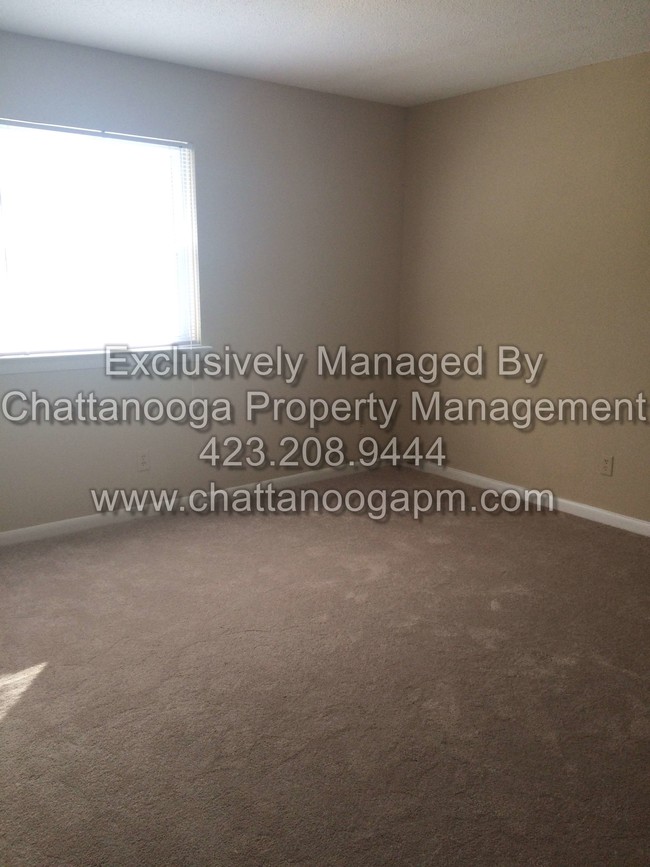 Building Photo - 450 Berean Ln