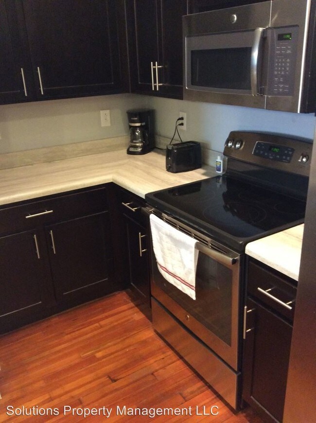 Foto del edificio - 200 W Warren St