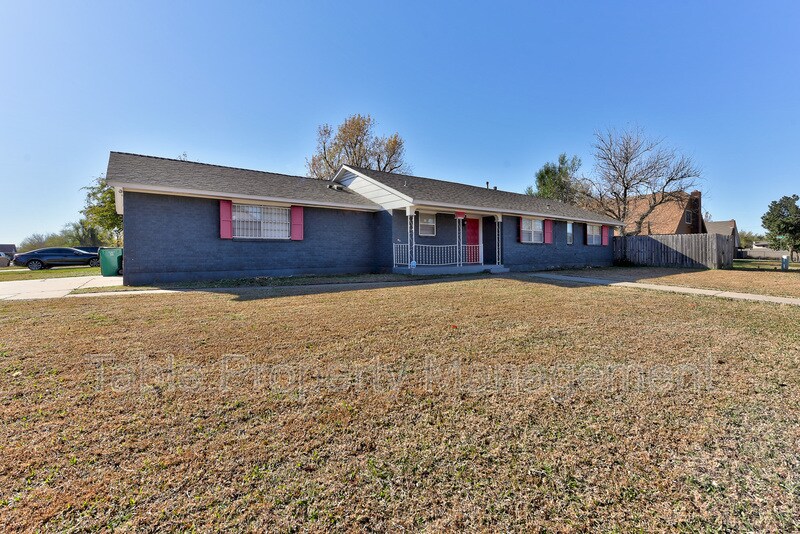 Foto principal - 5501 Chad Rd