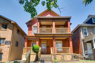 Building Photo - 38-40-40 E 18th Ave