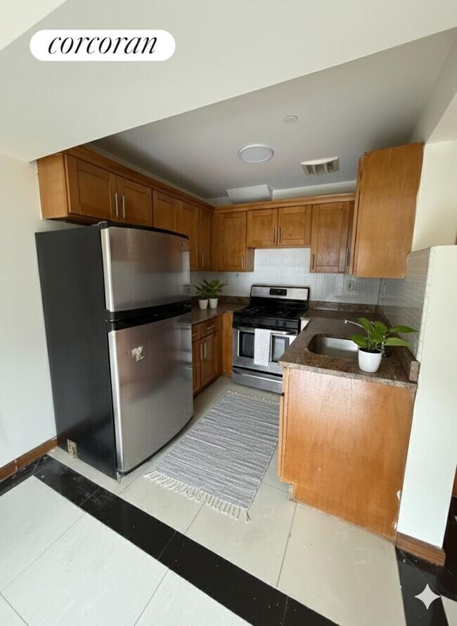 Foto del edificio - 163-10 89th Ave