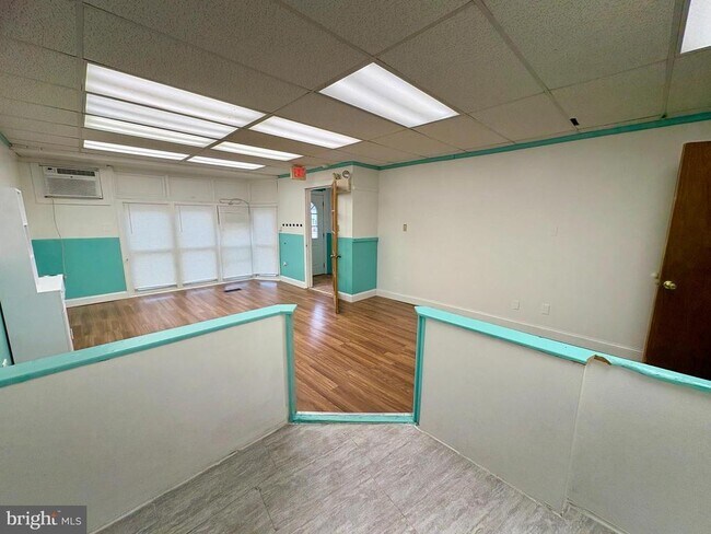 Foto del edificio - 3002 N Centre St