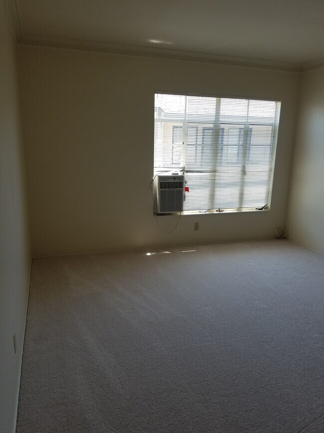 sala de estar 1 - 9222 Beverly Blvd