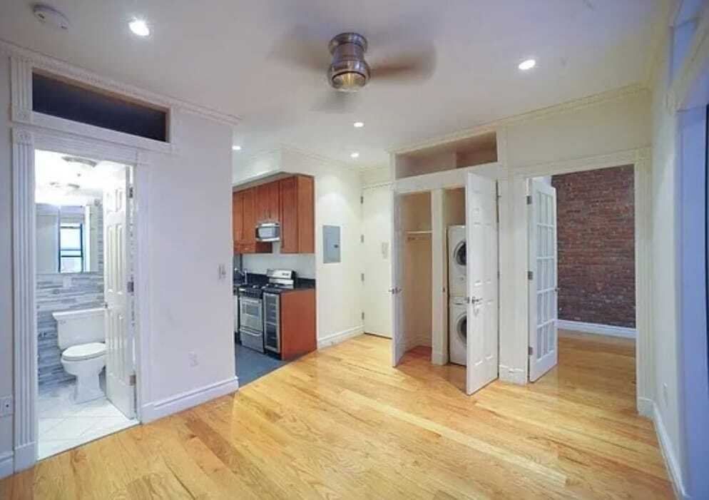 Foto principal - 250 W 97th St