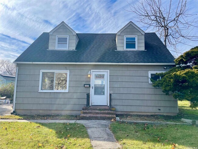 Building Photo - 141 Lenox Rd