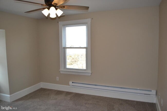 Foto del edificio - 1643 Rockwell Rd