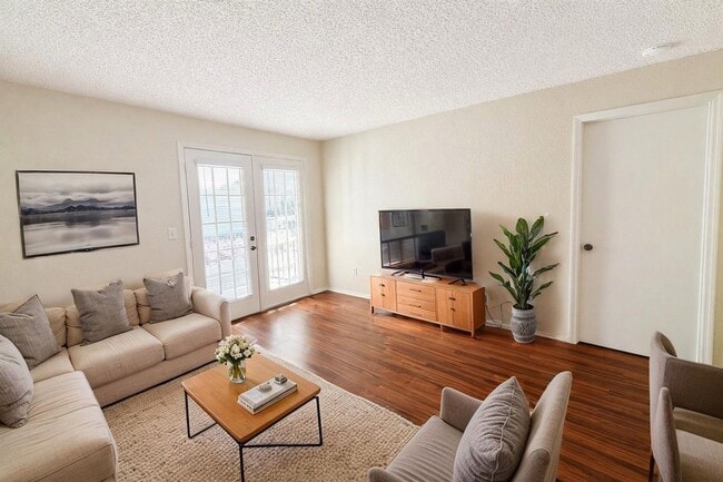 Photo - 2550 N Alafaya Trail Apartment