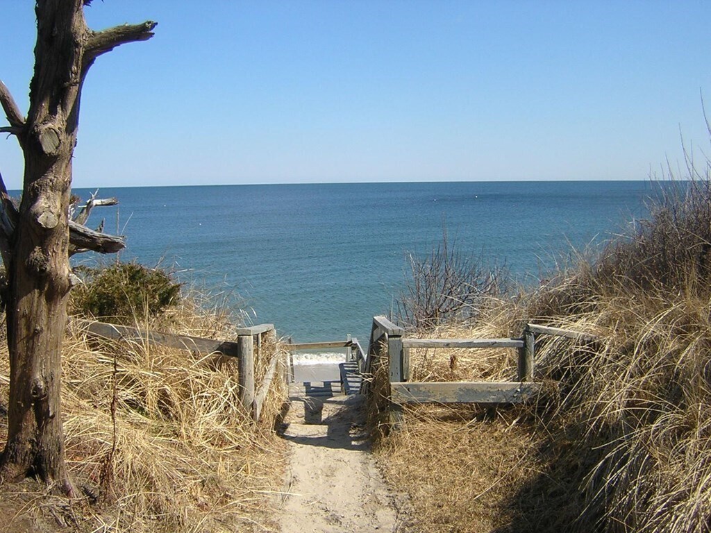 73 Hiawatha Rd, Plymouth, MA 02360 House Rental in Plymouth, MA