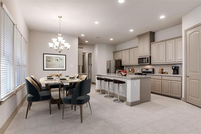 Foto del edificio - 7685 Regal Ln