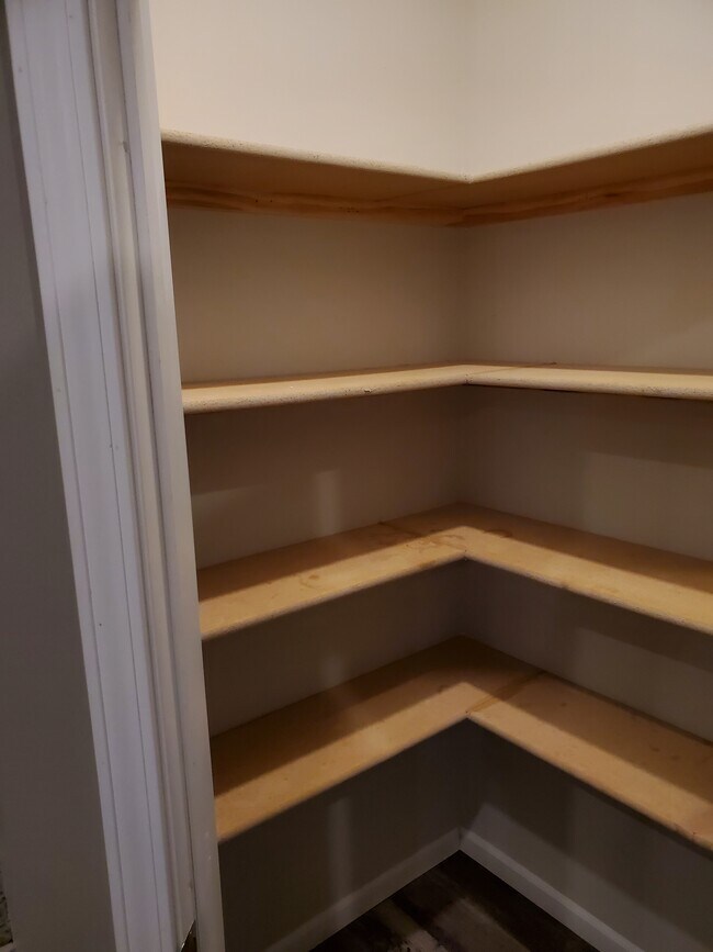 Foto del edificio - 420 S Longbranch Dr