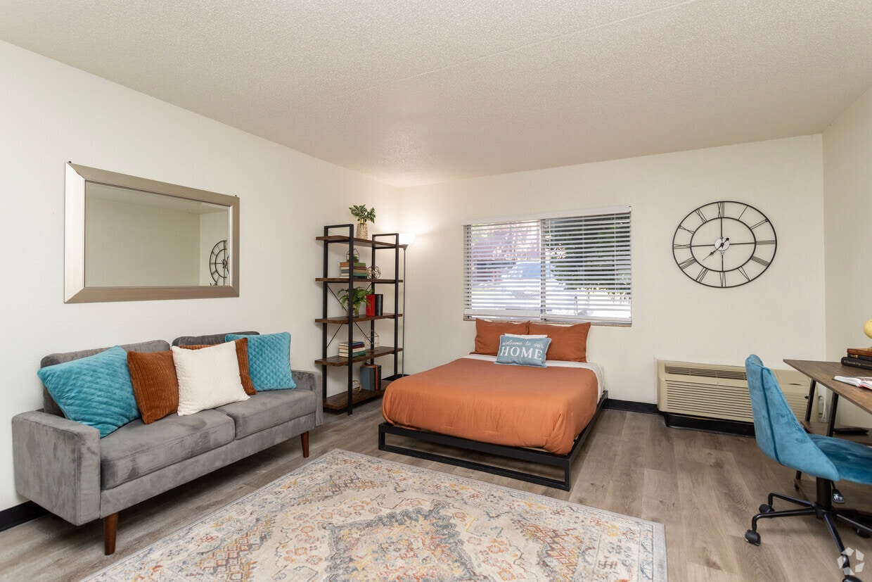 Flats at Miracle Hills - Flats at Miracle Hills