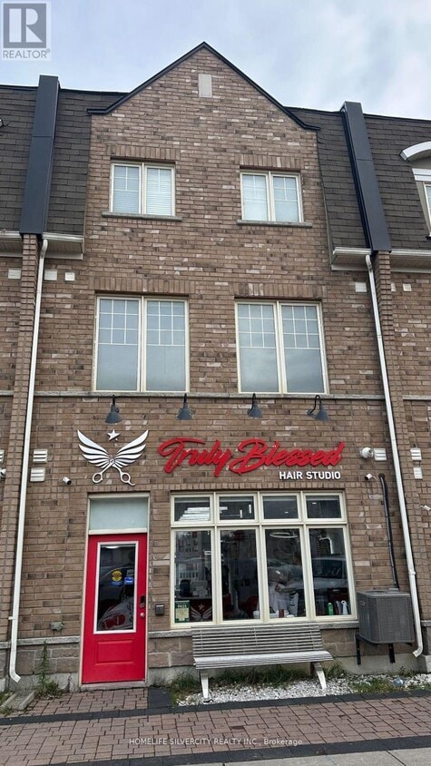 Building Photo - 115 Inspire Blvd