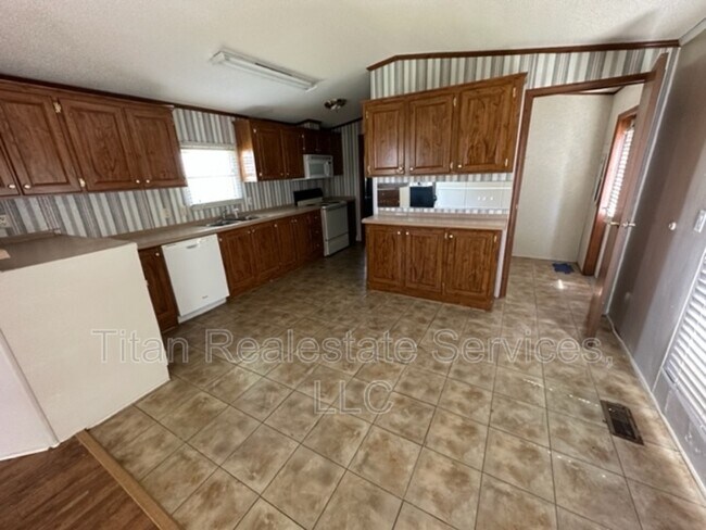 Building Photo - 1050LOT Osage Trail