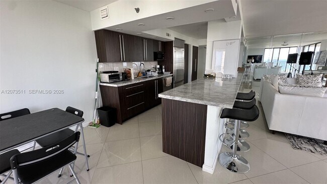 Foto del edificio - 210 174th St