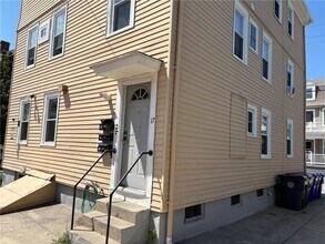 Building Photo - 17 Andrews St