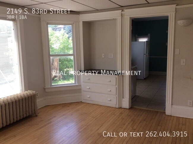 Foto del edificio - 2149 S 83rd St