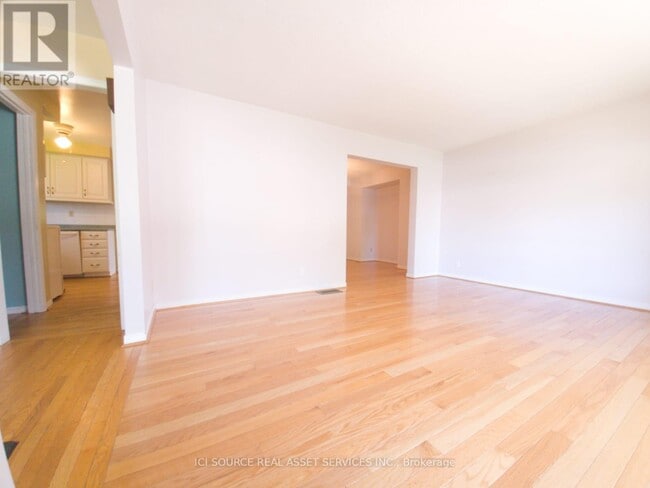Building Photo - 39 Dunnett Blvd