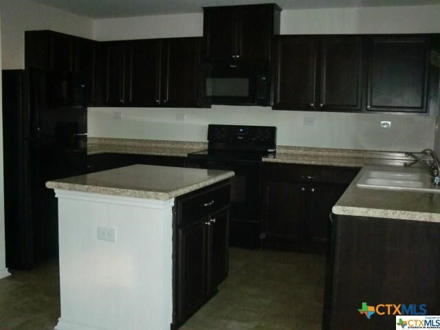 Building Photo - 1509 Cap Ridge Peak