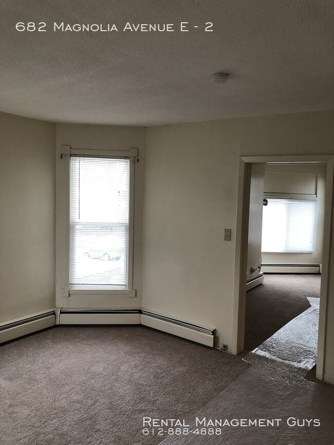 Foto del edificio - Cute Upper Level of St. Paul Duplex
