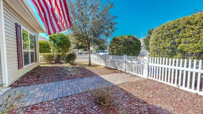 Building Photo - 85 Nelly St