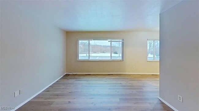 Foto del edificio - 24600 Euclid Ave