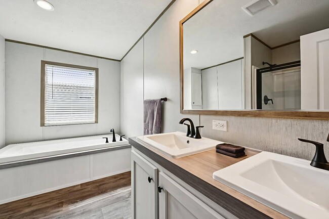 Building Photo - 1029 Spring Azure Dr