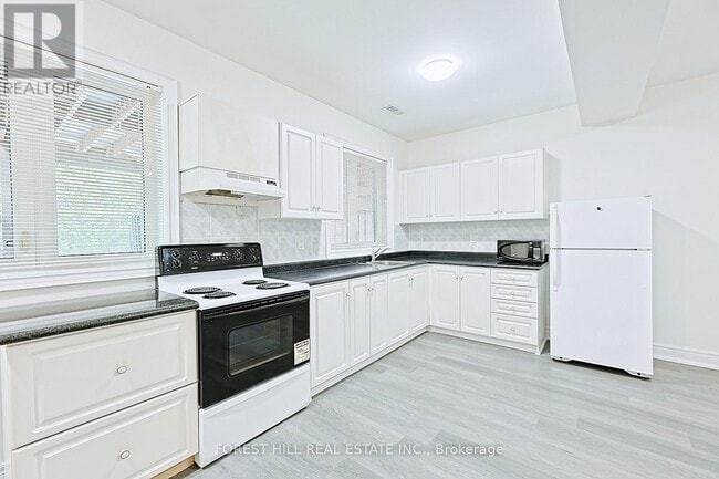 Building Photo - 61 Fairchild Ave